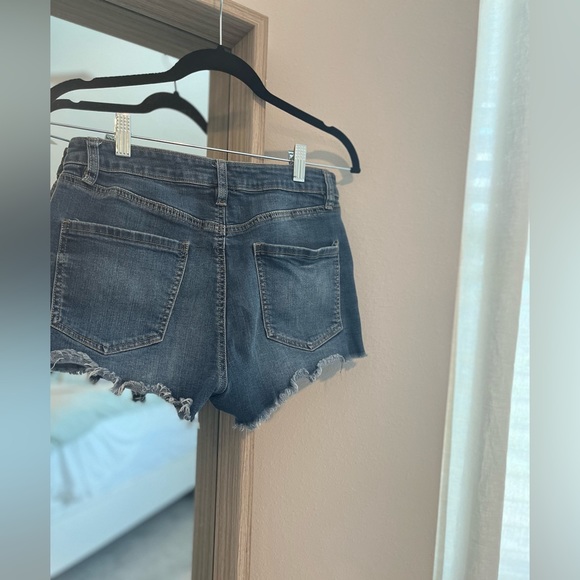 High Waisted Distressed Denim Shorts - Picture 2 of 3